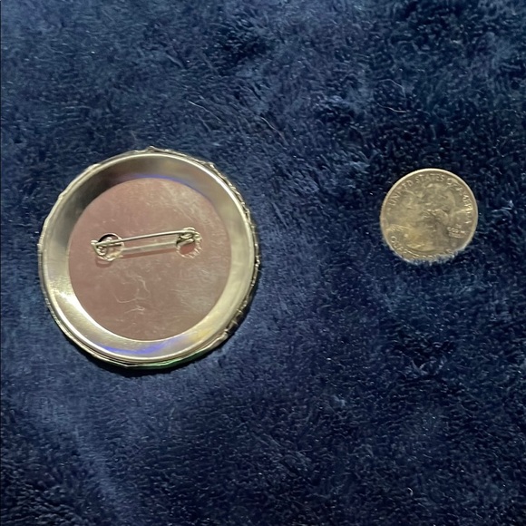 Cat Alien Button Pin - Picture 2 of 2